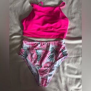 128: NWOT Pink Tropical Bikini Set